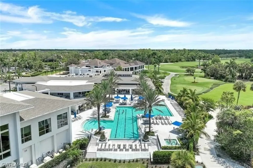 161 Amblewood Lane Naples FL 34105