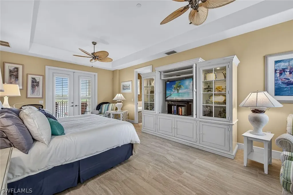580 Avellino Isle Circle Naples FL 34119