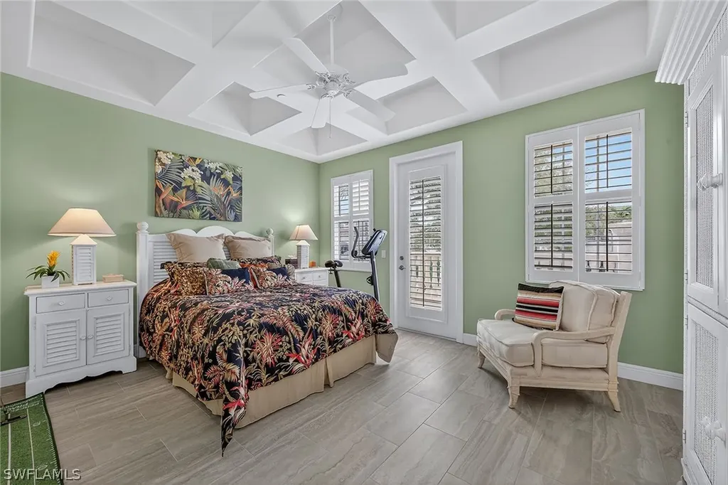 580 Avellino Isle Circle Naples FL 34119
