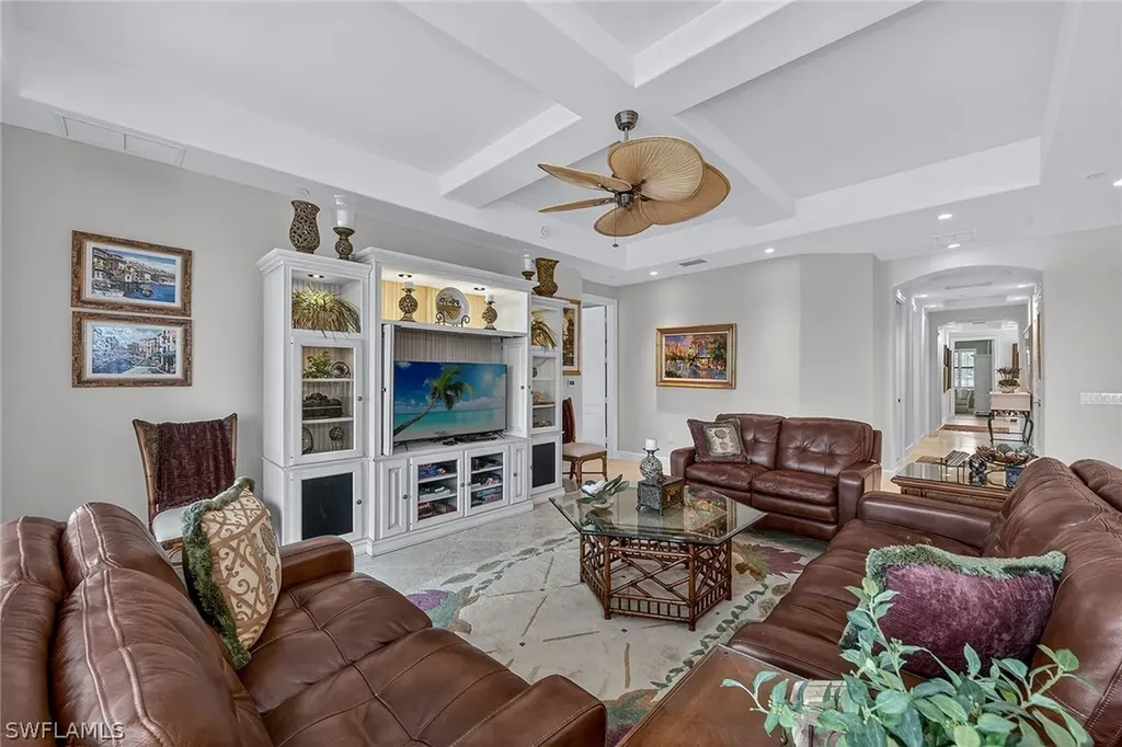 580 Avellino Isle Circle Naples FL 34119