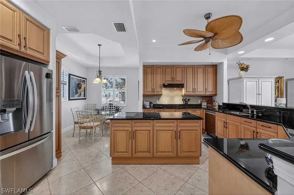 580 Avellino Isle Circle Naples FL 34119