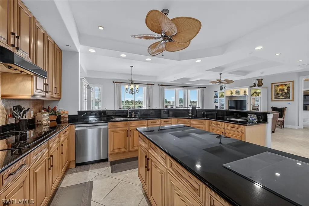 580 Avellino Isle Circle Naples FL 34119