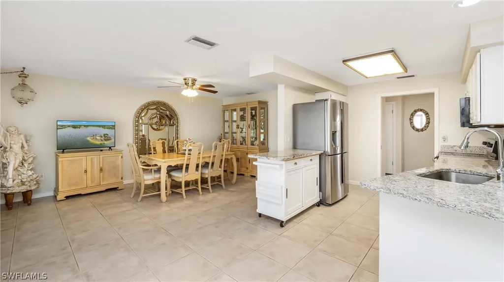 3804 SE 10th Place Cape Coral FL 33904