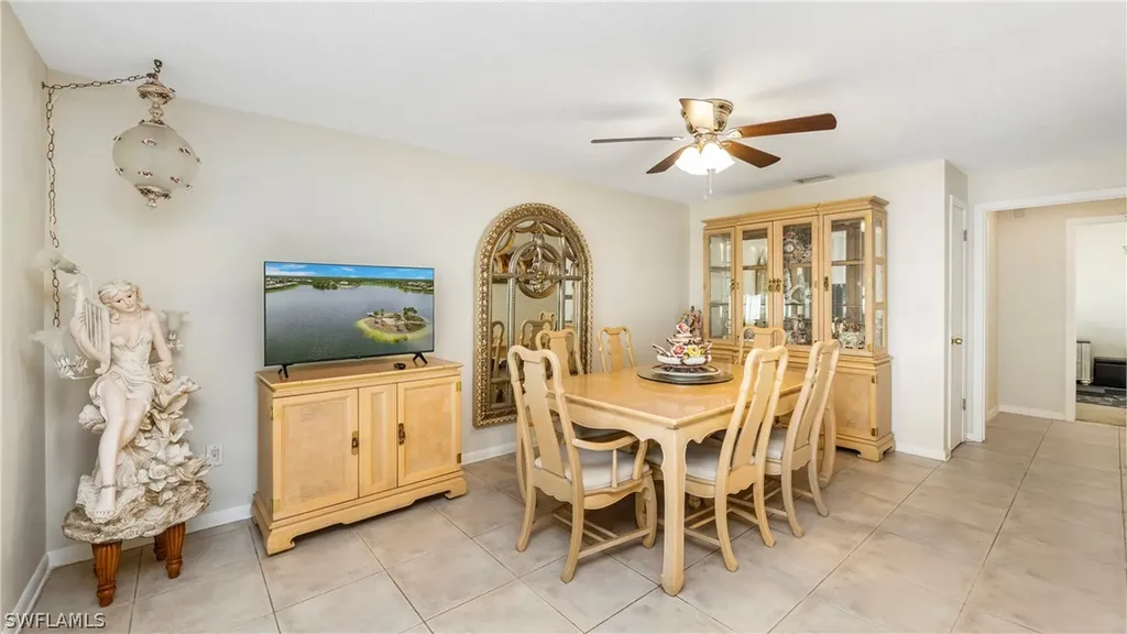 3804 SE 10th Place Cape Coral FL 33904