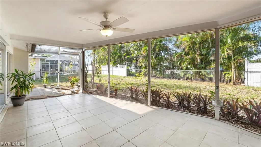 3804 SE 10th Place Cape Coral FL 33904