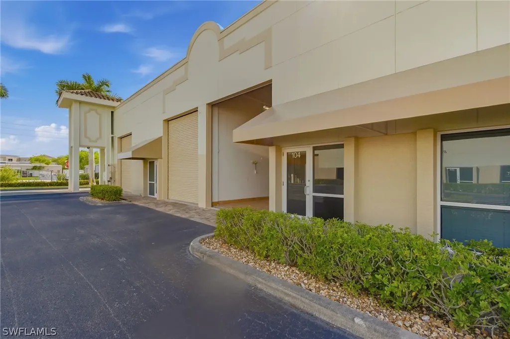 2371 Linwood Avenue Naples FL 34112
