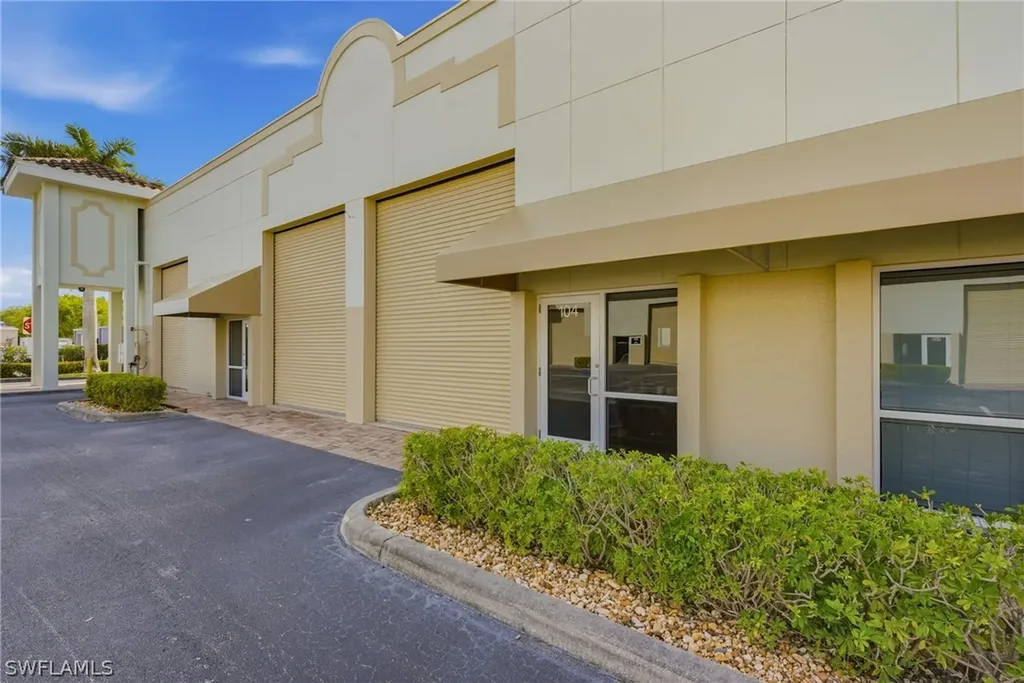 2371 Linwood Avenue Naples FL 34112
