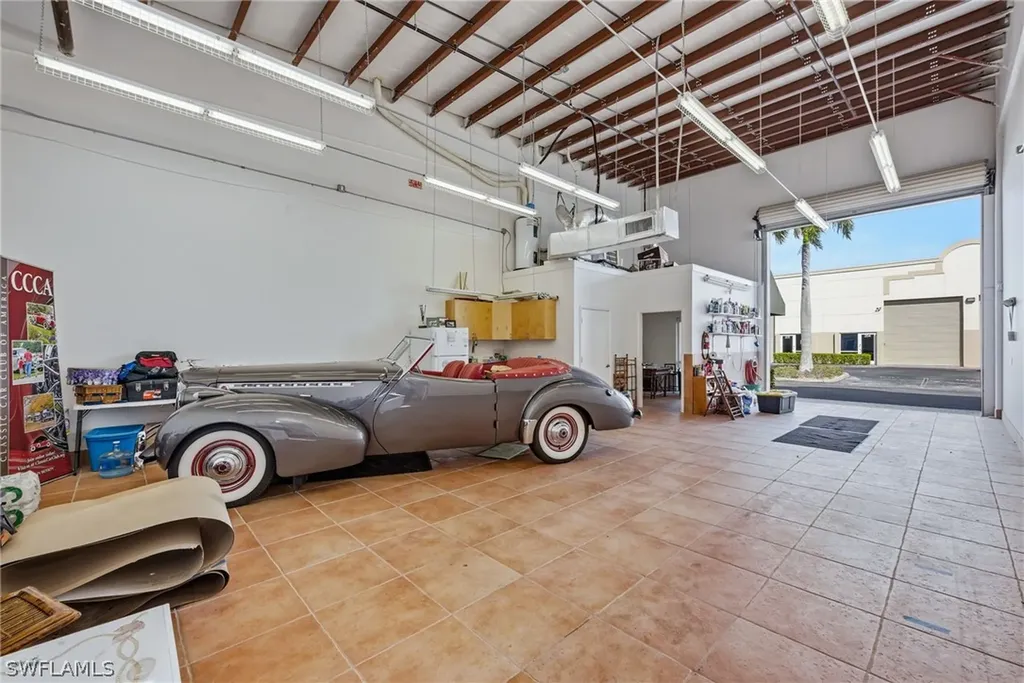 2371 Linwood Avenue Naples FL 34112