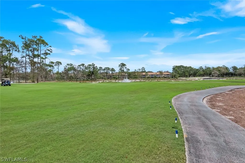 8231 Parkstone Place Naples FL 34120