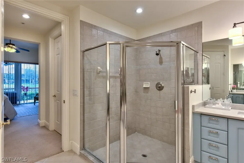 9242 Tesoro Lane Naples FL 34114