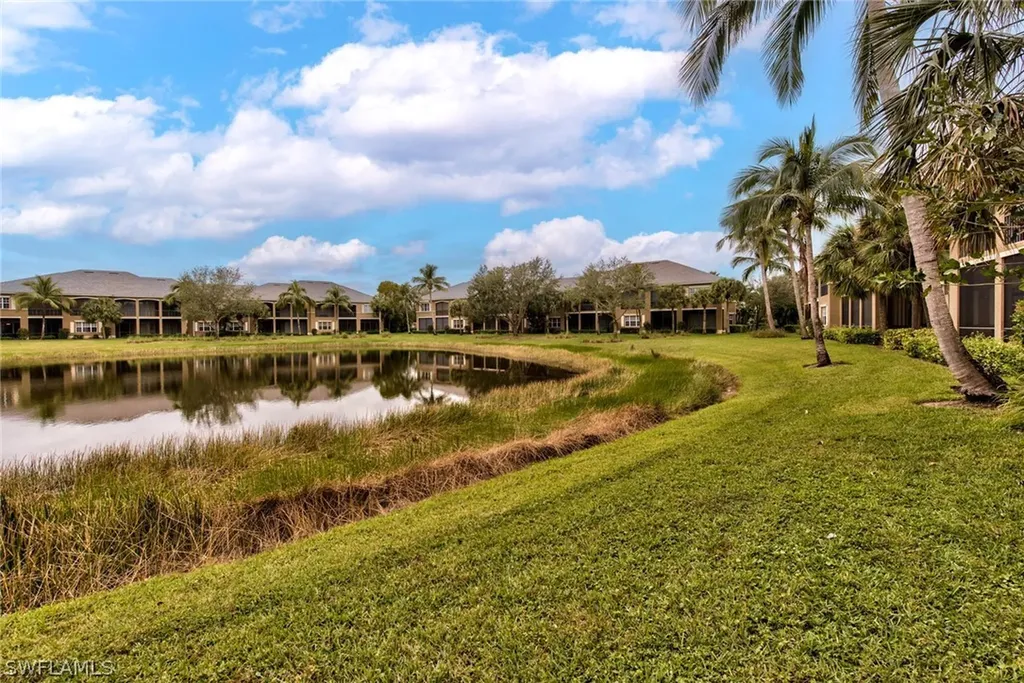 9242 Tesoro Lane Naples FL 34114