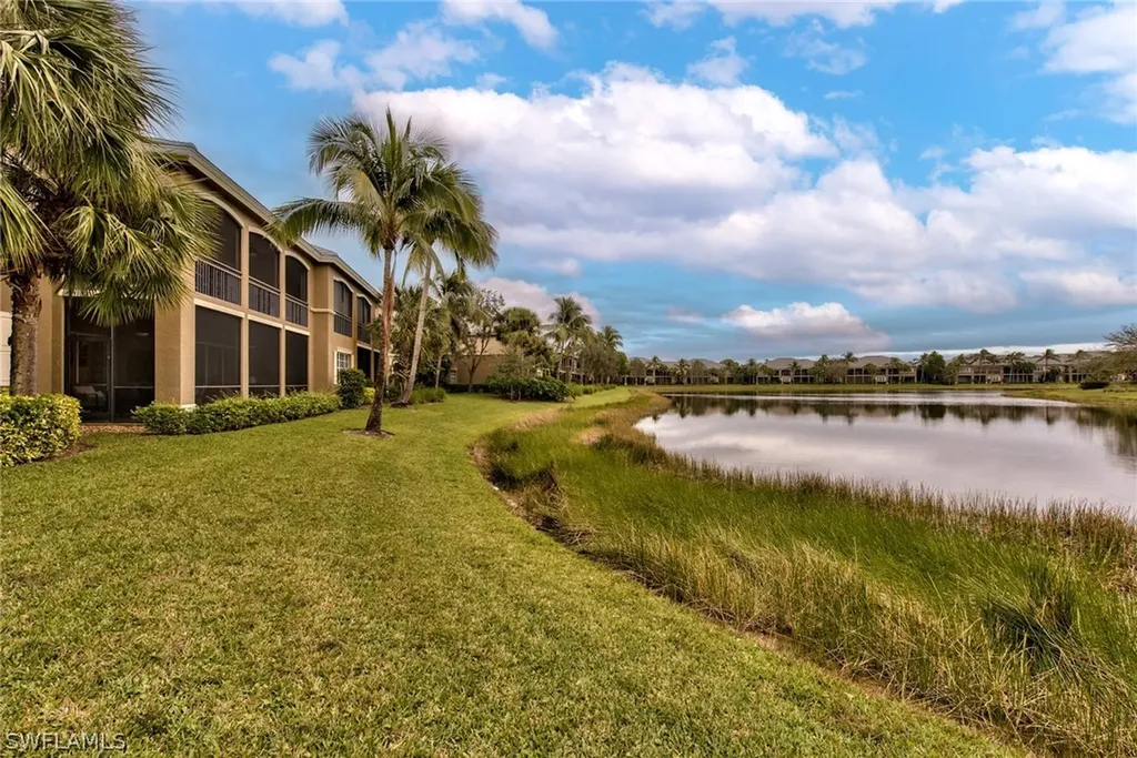 9242 Tesoro Lane Naples FL 34114