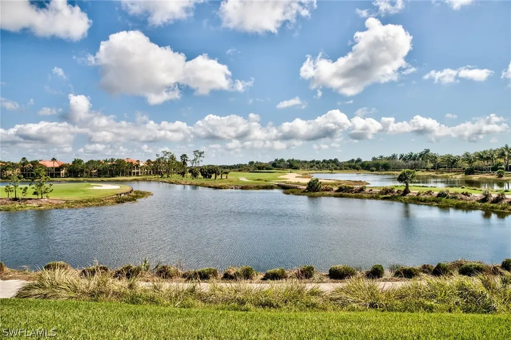 9242 Tesoro Lane Naples FL 34114