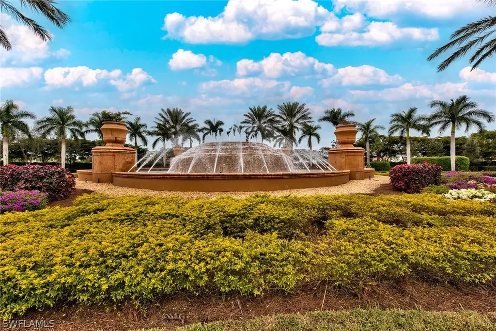 9242 Tesoro Lane Naples FL 34114