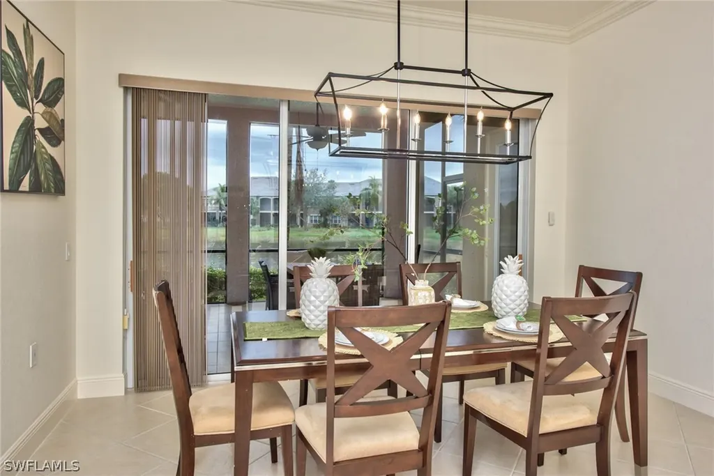 9242 Tesoro Lane Naples FL 34114