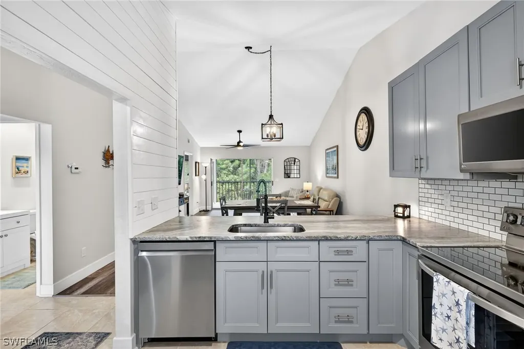 13170 White Marsh Lane Fort Myers FL 33912