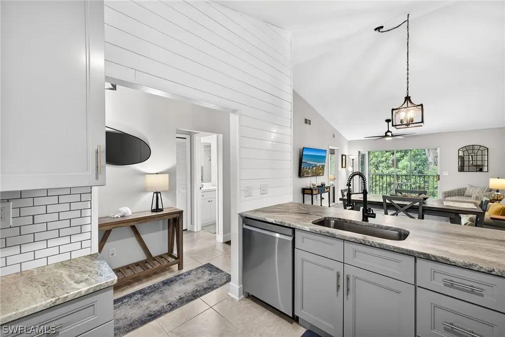 13170 White Marsh Lane Fort Myers FL 33912