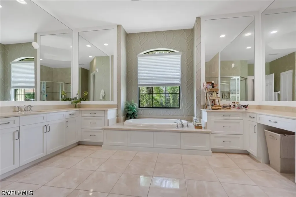 3323 Atlantic Circle Naples FL 34119