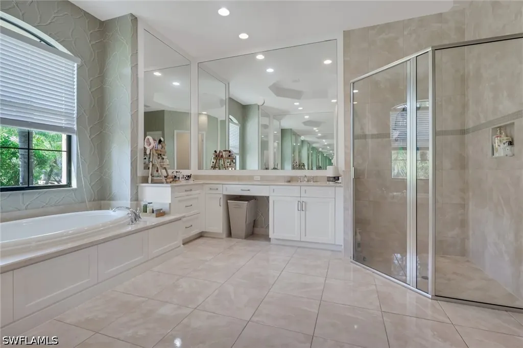 3323 Atlantic Circle Naples FL 34119