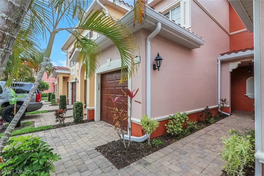 10121 Villagio Palms Way Estero FL 33928