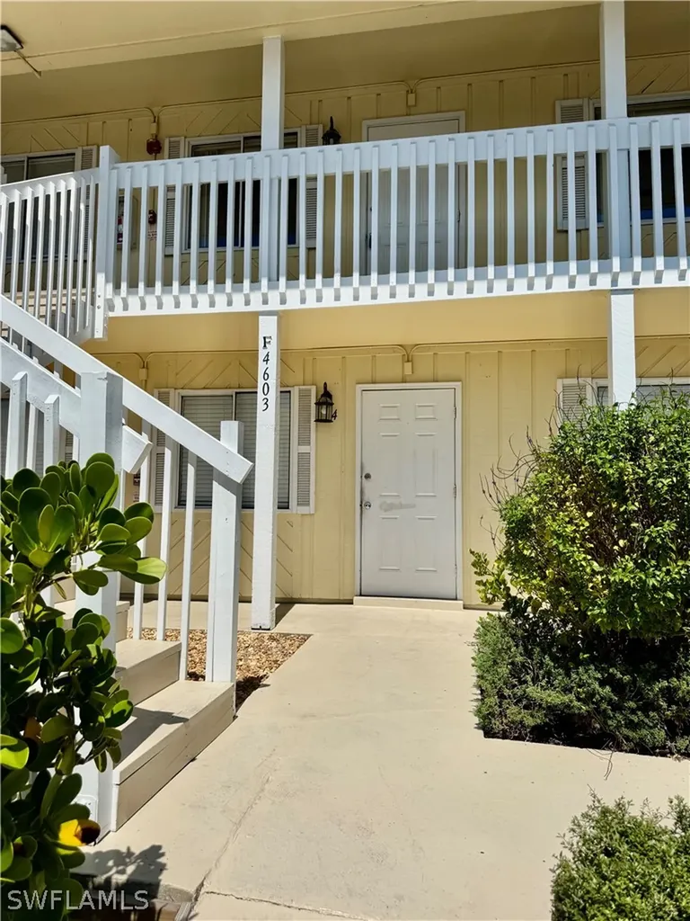 4603 Bayshore Drive Naples FL 34112