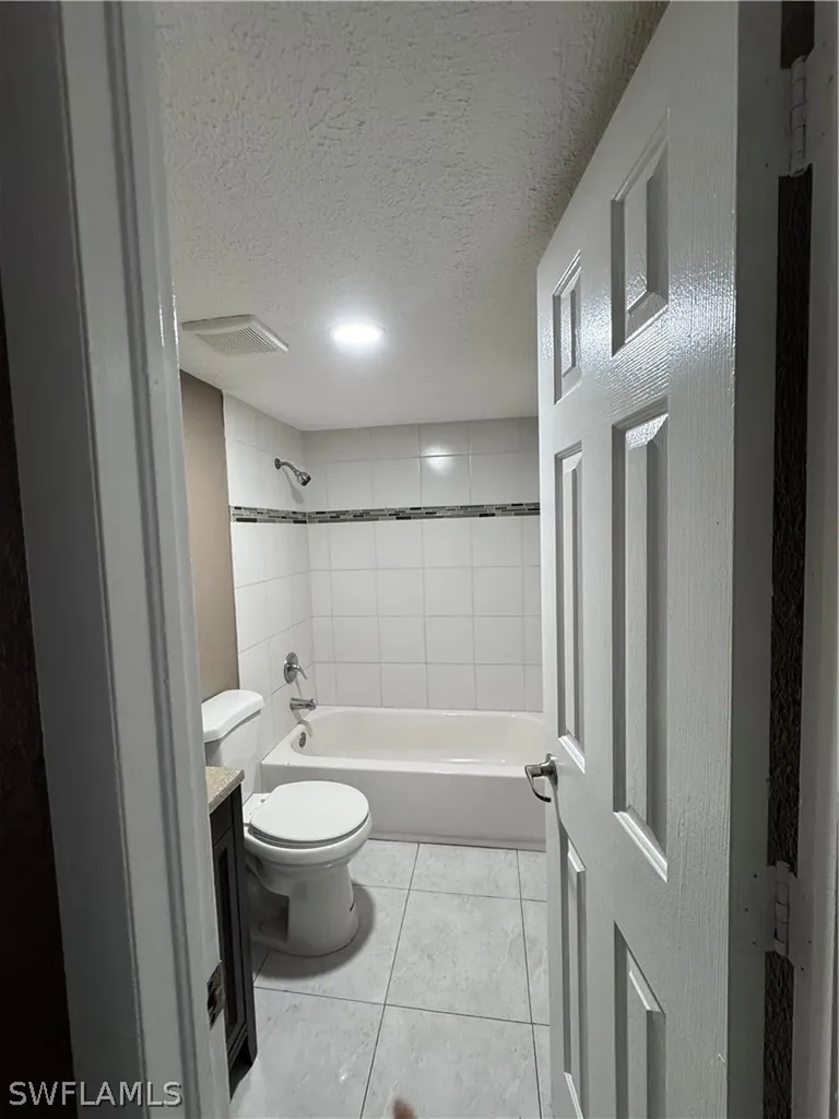 4603 Bayshore Drive Naples FL 34112