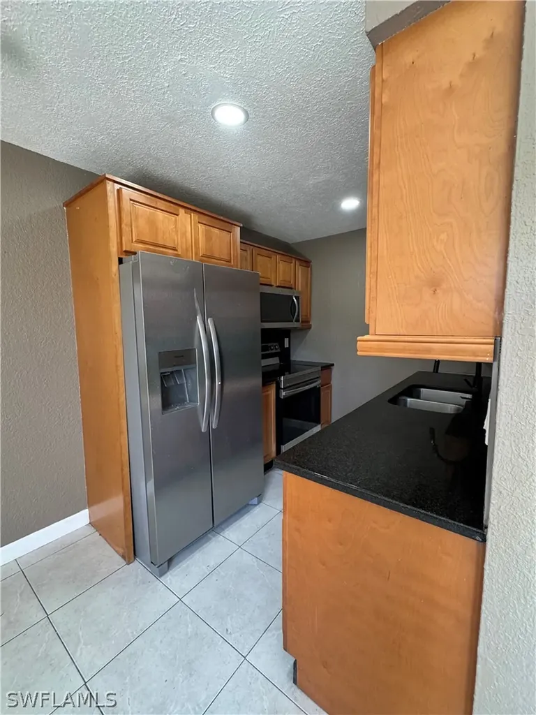 4603 Bayshore Drive Naples FL 34112