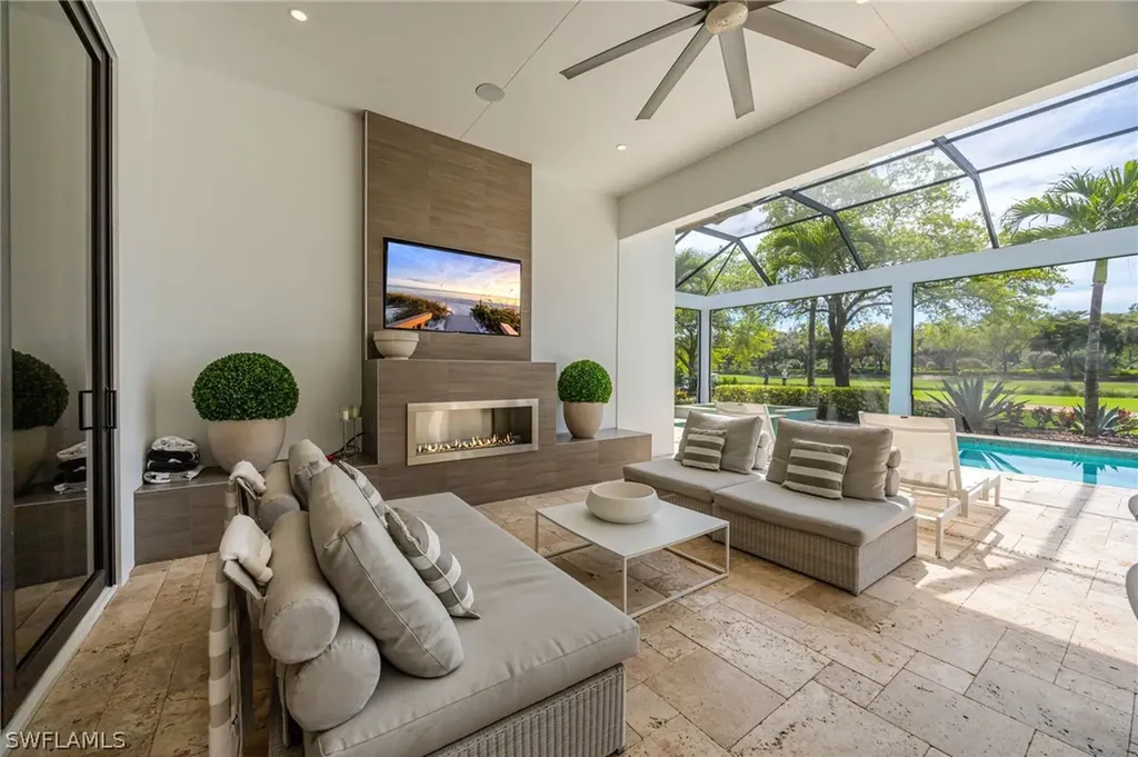 16952 Fairgrove Way Naples FL 34110