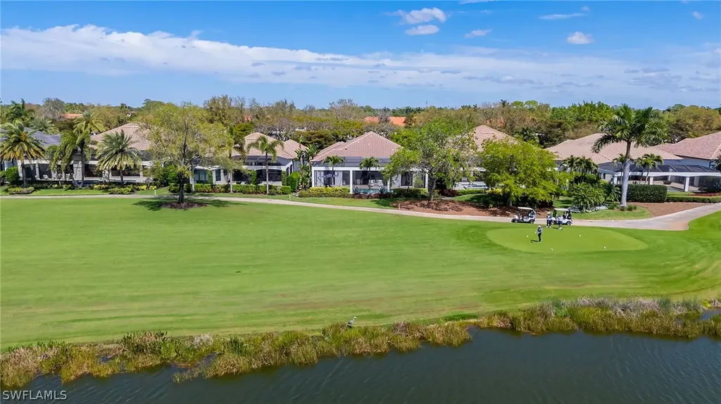 16952 Fairgrove Way Naples FL 34110