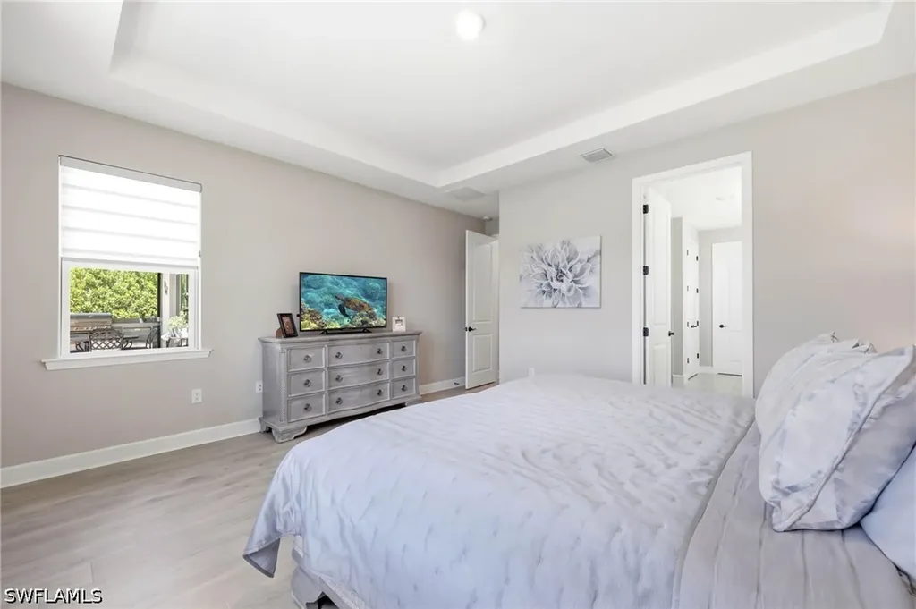 2094 Grove Drive Naples FL 34120
