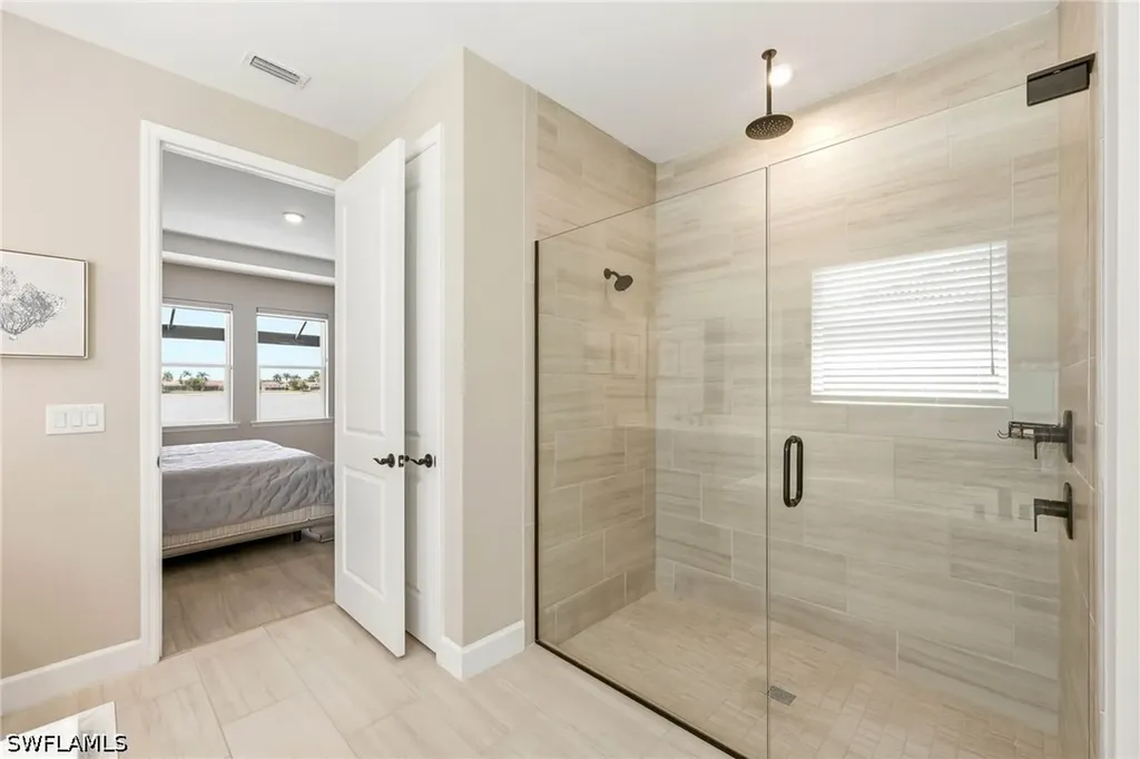 2094 Grove Drive Naples FL 34120