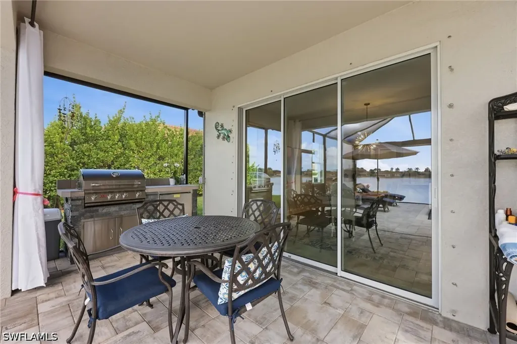 2094 Grove Drive Naples FL 34120