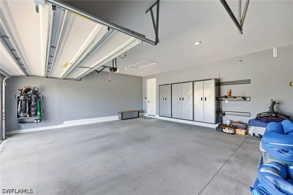 2094 Grove Drive Naples FL 34120