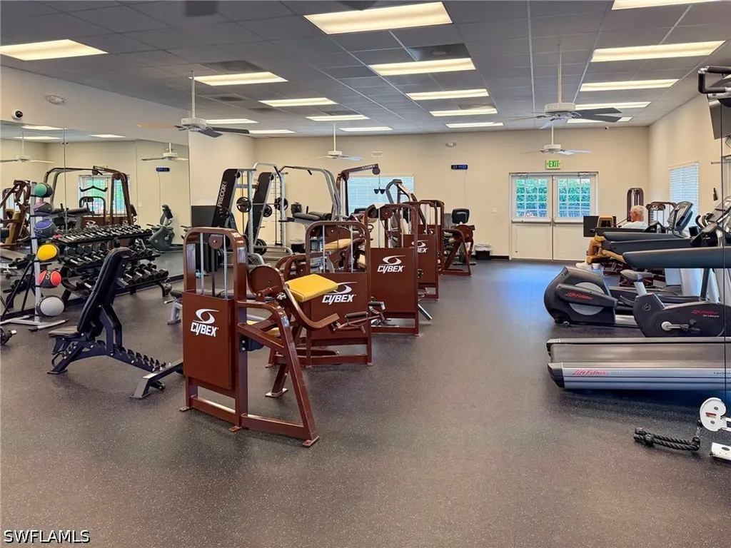 2094 Grove Drive Naples FL 34120
