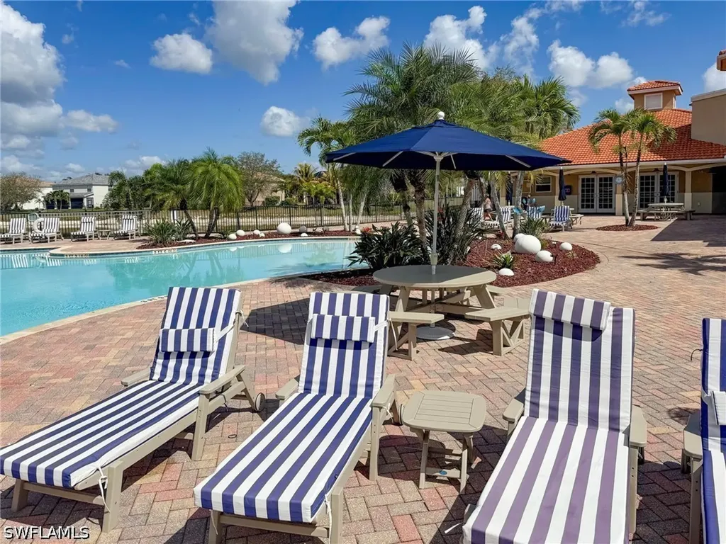 2094 Grove Drive Naples FL 34120