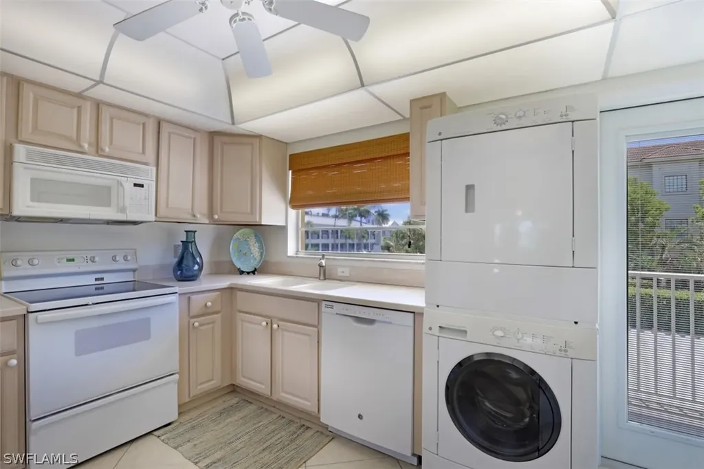1100 8th Avenue S Naples FL 34102