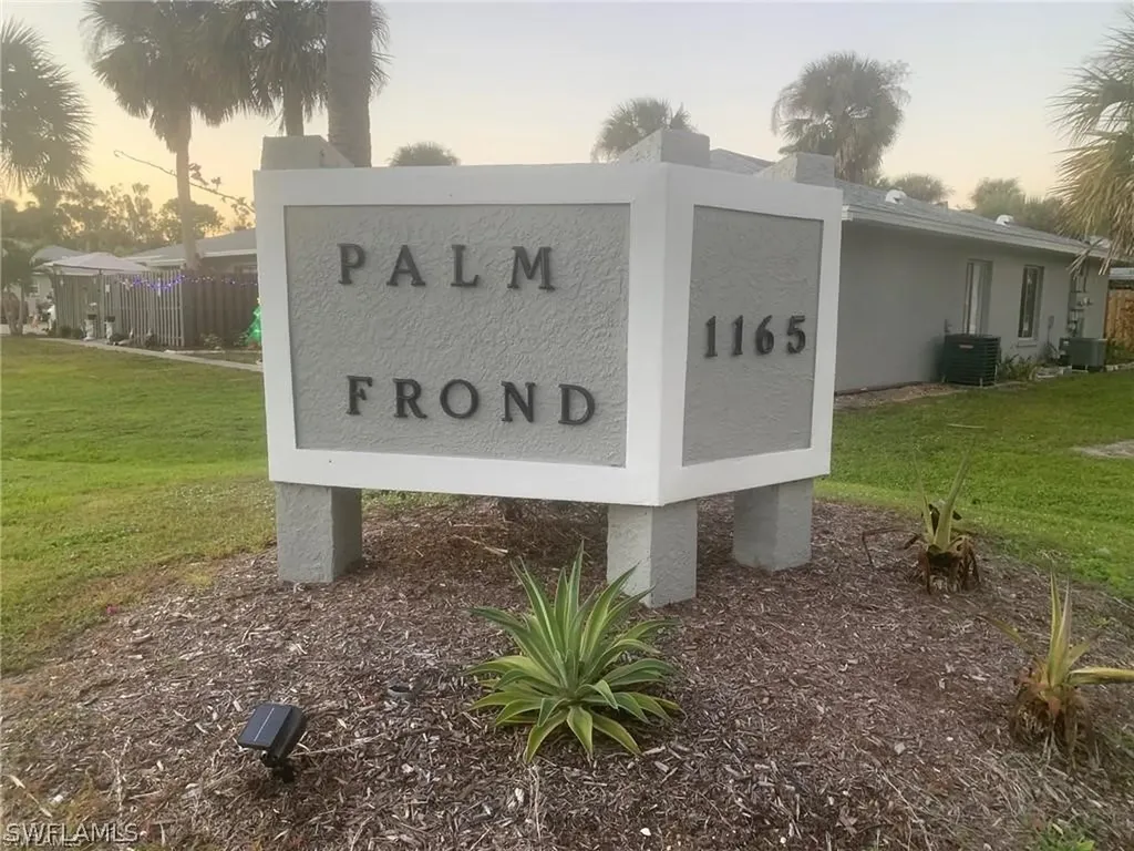 1165 Palm Avenue North Fort Myers FL 33903