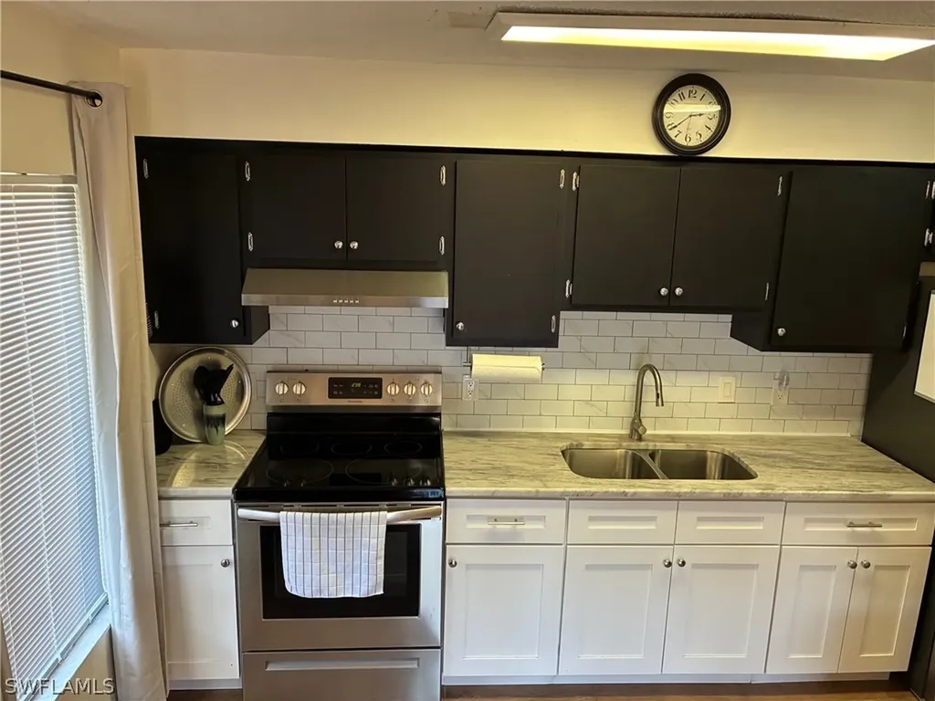 1165 Palm Avenue North Fort Myers FL 33903