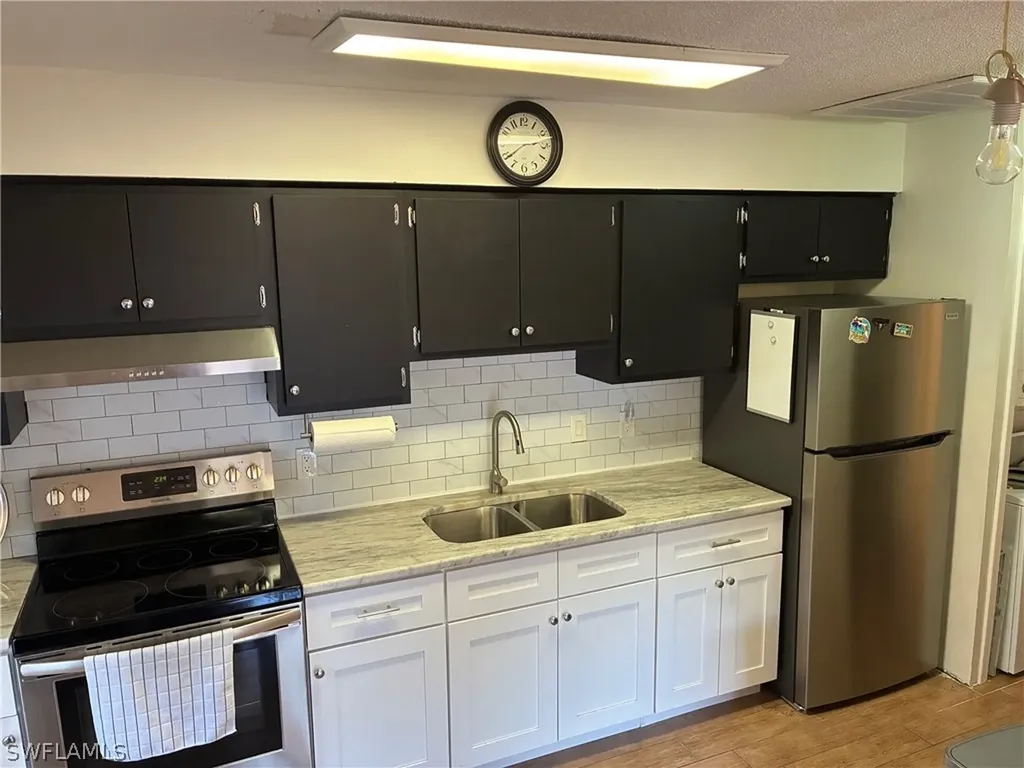 1165 Palm Avenue North Fort Myers FL 33903