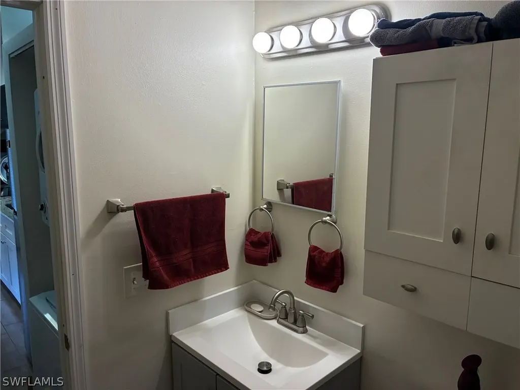 1165 Palm Avenue North Fort Myers FL 33903