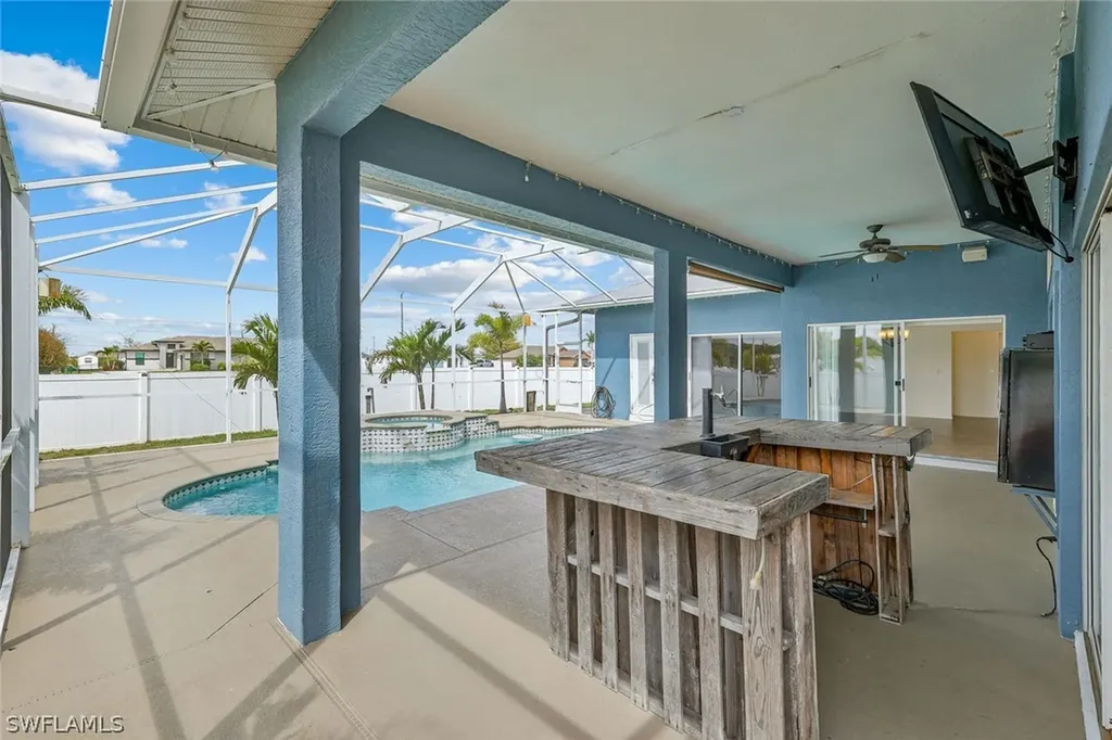 1728 NW 7th Avenue Cape Coral FL 33993