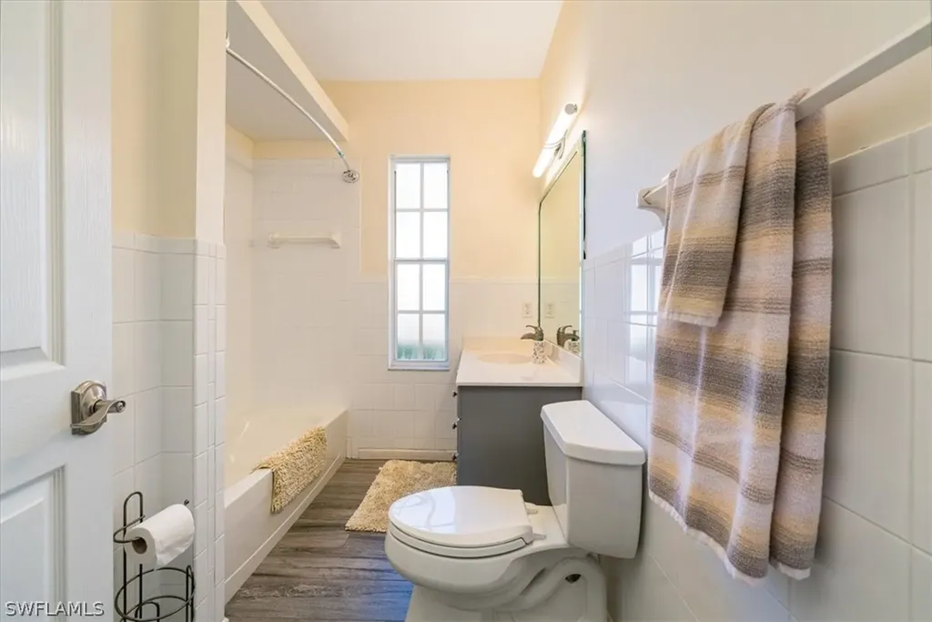 235 W Naomi Drive Naples FL 34104