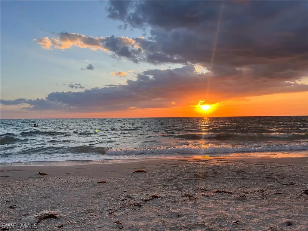 235 W Naomi Drive Naples FL 34104