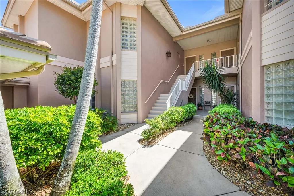26261 Devonshire Court Bonita Springs FL 34134