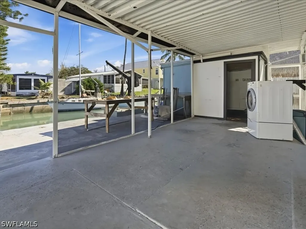 657 Palm Avenue E Goodland FL 34140