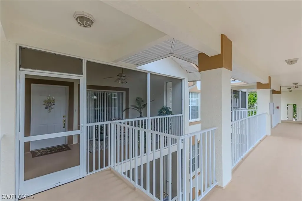 6010 Chardonnay Lane Naples FL 34119