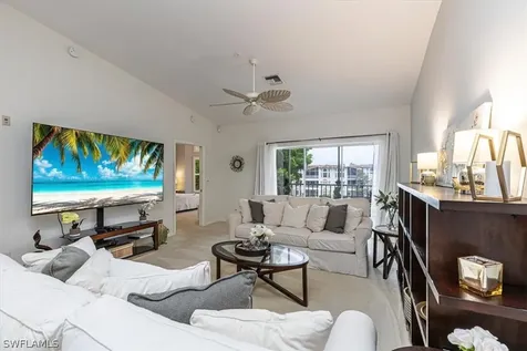 6010 Chardonnay Lane Naples FL 34119