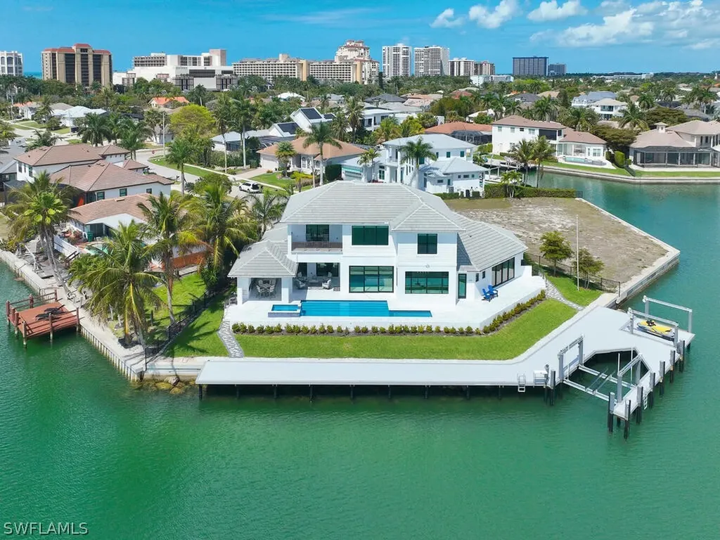 999 Spruce Court Marco Island FL 34145