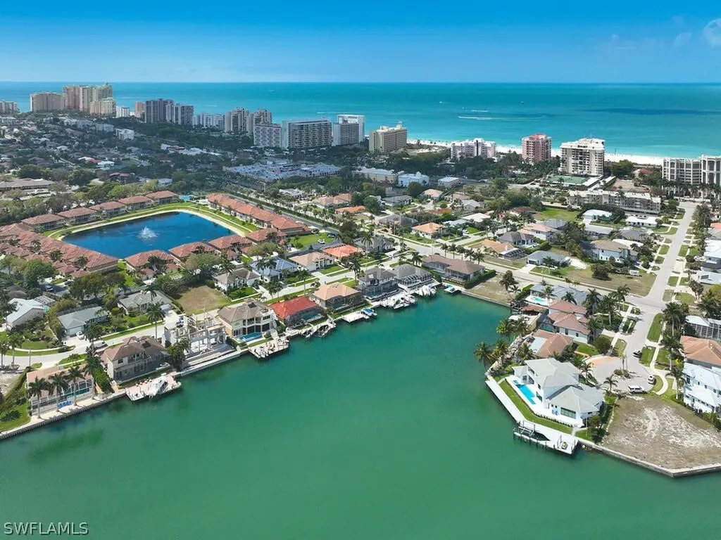 999 Spruce Court Marco Island FL 34145