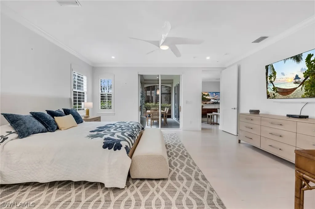 2830 Tiburon Boulevard E Naples FL 34109